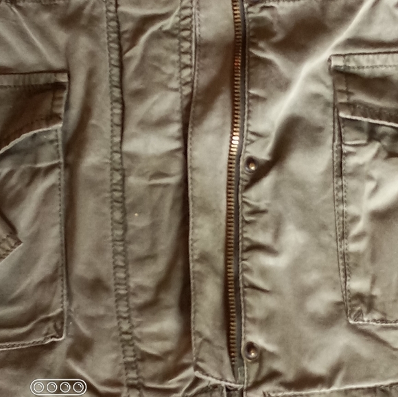 Army Green Zip-up Light Jacket - Picture 8 of 16